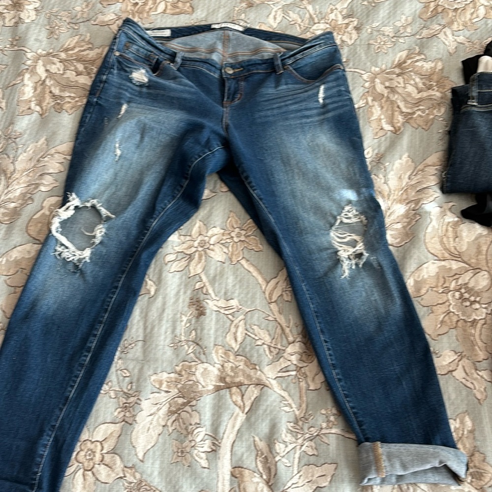 Torrid boyfriend jeans!
